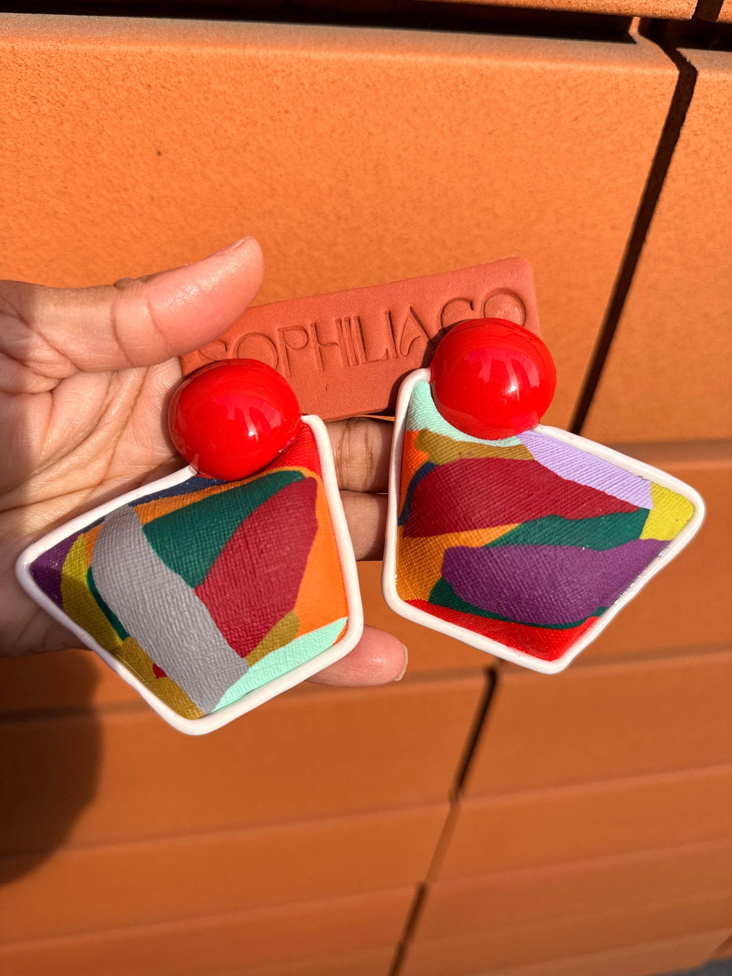 Color Theory: R E D. 01